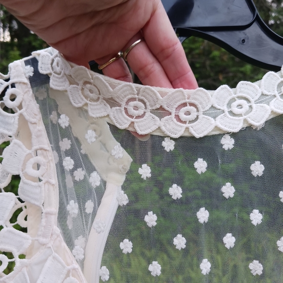 NWT Couture Romeo and Juliet Crochet Lace Dress  Ivory Cream Large - Picture 5 of 12